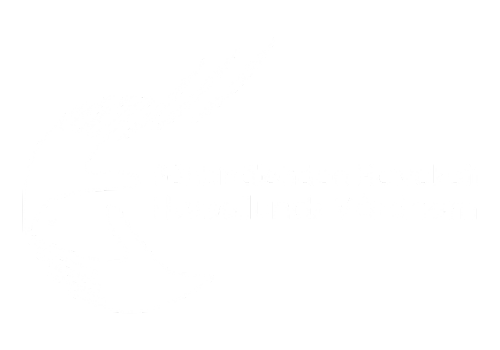 Valkoinen logo, jossa on kaksi kättä, jotka muodostavat kyyhkyn ääriviivat, ja sen vieressä teksti, jossa lukee: Pähkinälehdon Hoivakoti Hassellunds Vårdhem vaaleanharmaalla pohjalla.